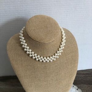 Vtg Stretchy Choker Faux Pearl Necklace